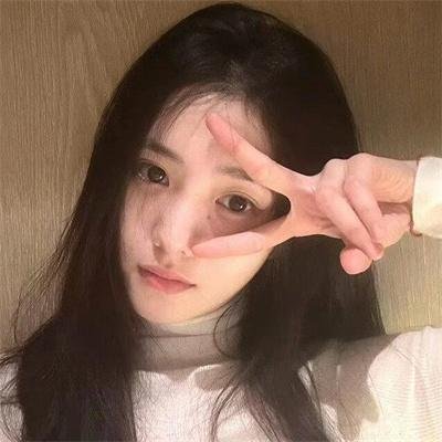 赤裸的美奈子